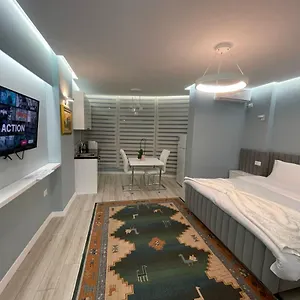 Comfort In Center Apartment Tirana