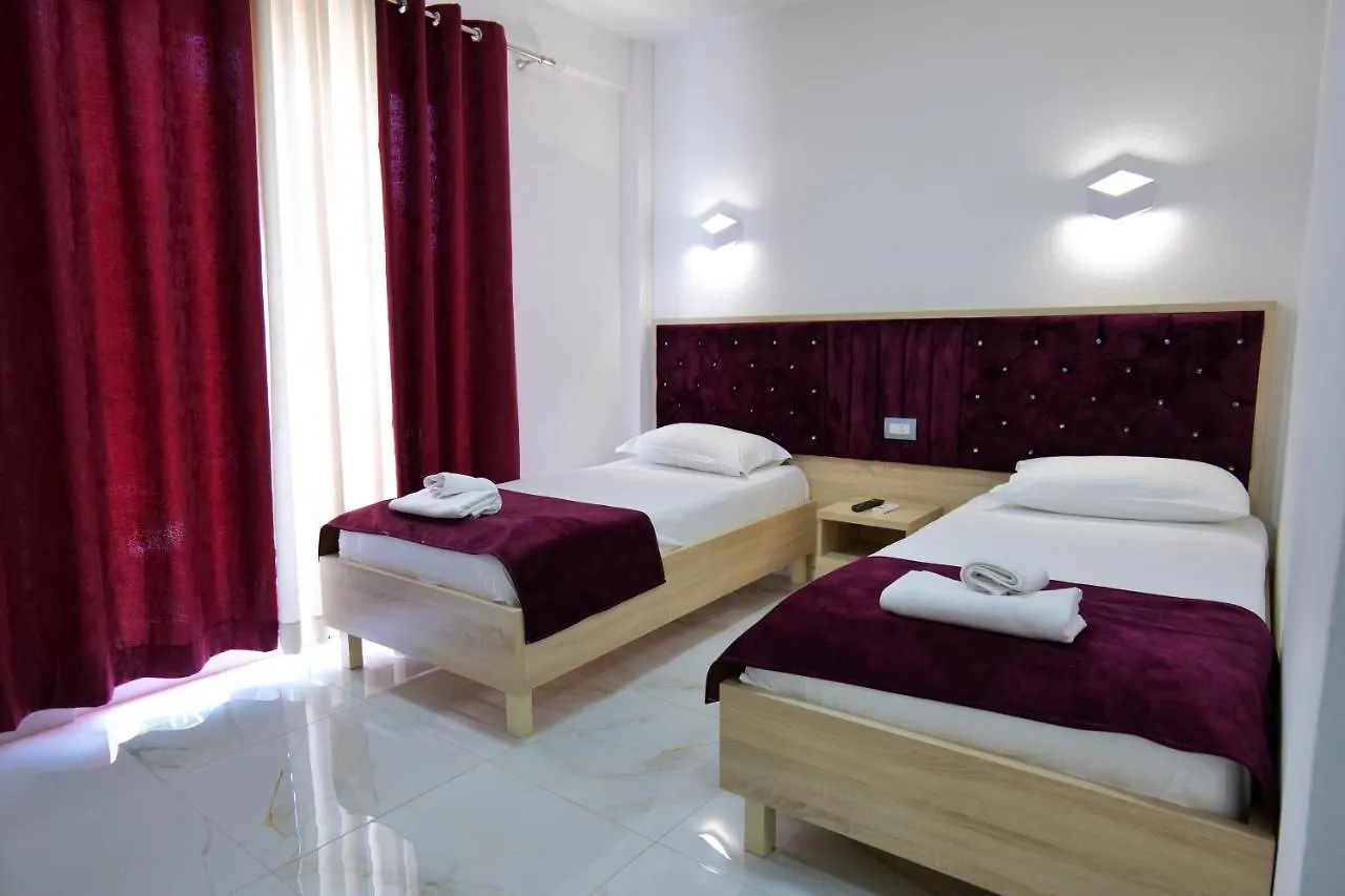 Hotel Solis Ksamil 3*,